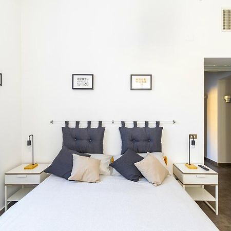 Hostly - Nicole Apartment Volturno- Full Rome Center Luaran gambar