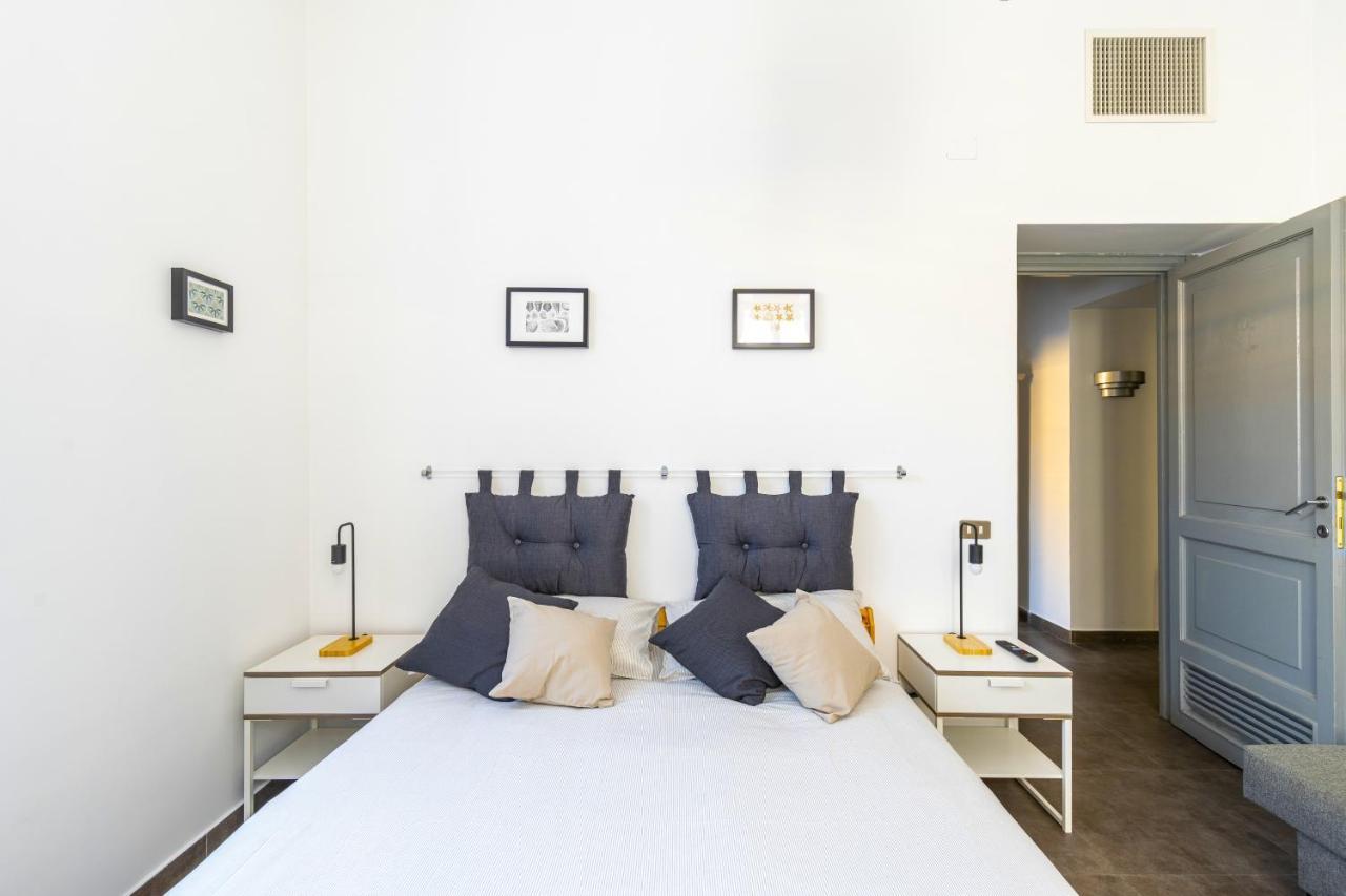 Hostly - Nicole Apartment Volturno- Full Rome Center Luaran gambar